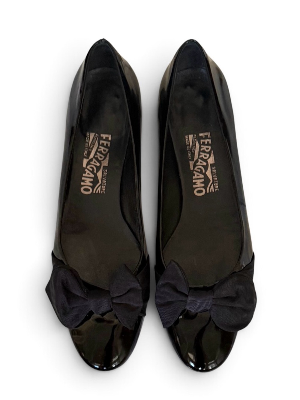 Salvatore Ferragamo BALLETTO1 Black Patent Leather Bow Ballet Flats Size 7.5